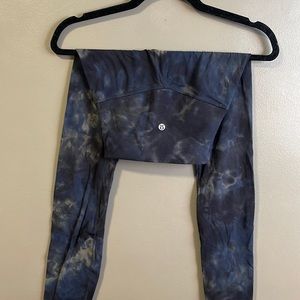 RARE Diamond Dye Leggings
